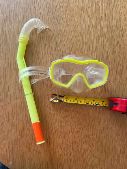 Photo of free Snorkeling kit - for 4y kid (West acton - W3) #1