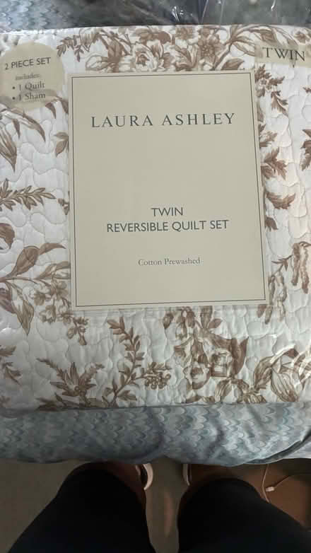 Photo of free Sophisticated bedding (Poolesville, Maryland) #1