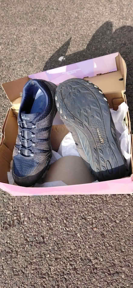 Photo of free Ladies Size 4 Trainers (Crosspool S10) #2