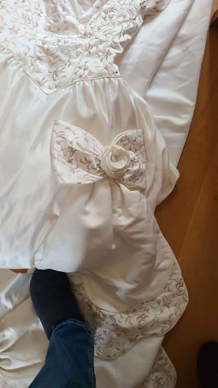 Photo of free Ivory silky wedding dress (Curbridge OX29) #4