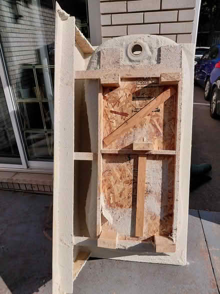 Photo of free Bathtub 30x60" (Appleby/New Street, Burlington) #4