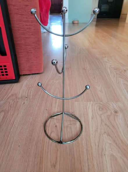 Photo of free Mug tree (Chessington KT9) #1