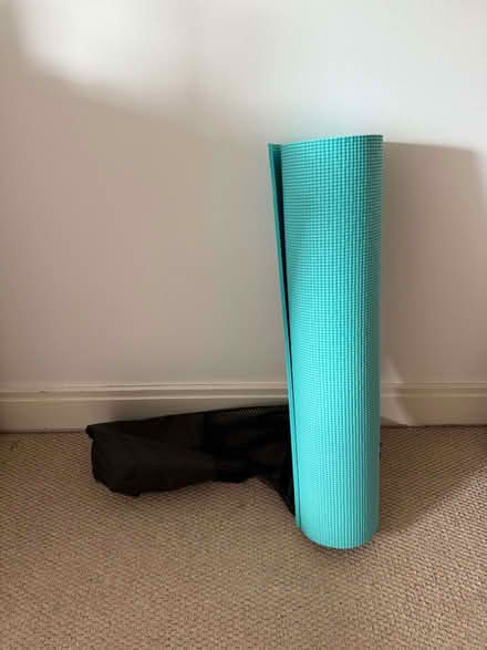 Photo of free Yoga mat (Clerkenwell EC1M) #1