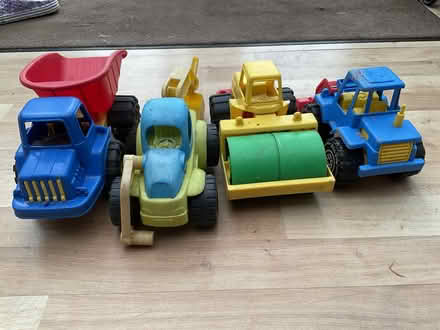 Photo of free 4 children’s toy lorries (Portchester PO16) #2