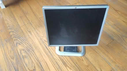 Photo of free HP Monitor (Old Street, Clerkenwell, EC1V) #1