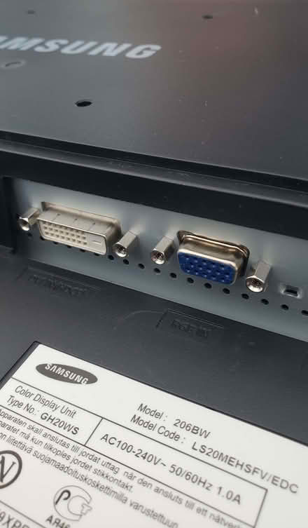Photo of free PC monitor (Woodhouses M33) #2