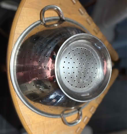 Photo of free Large Stainless Steel Colander - 35cm diameter/15 cm height (Lemsford AL8) #3