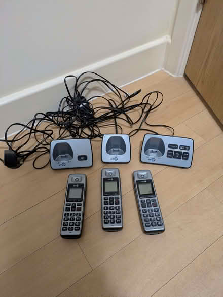 Photo of free 3 wireless house telephones (Epsom KT18) #2