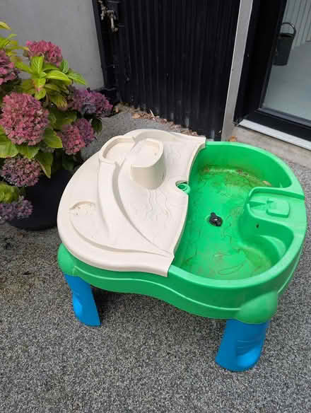Photo of free Childrens Water Table - Step2 (Drumcondra) #2