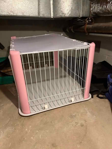 Photo of free Puppy crate (Tarrytown) #2