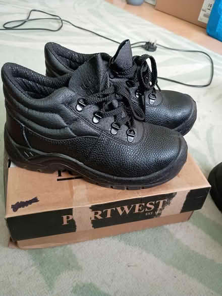 Photo of free Safety boots (Swinton (M27)) #1