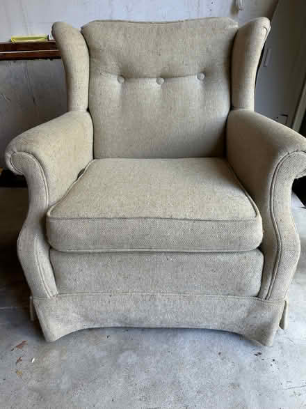 Photo of free Ethan Alen Easy Chair (South Bowie) #3