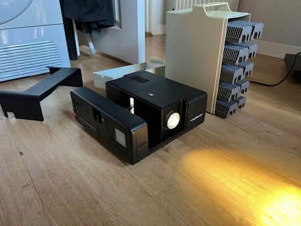 Photo of free 35 mm slide projector (Broom Plantation G84) #1