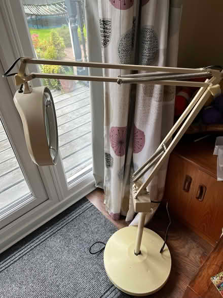 Photo of free Magnifying craft light (Harlington LU5) #3