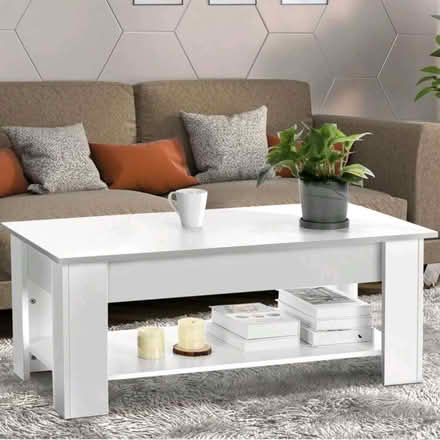 Photo of White gloss coffee table (Roath CF24) #3