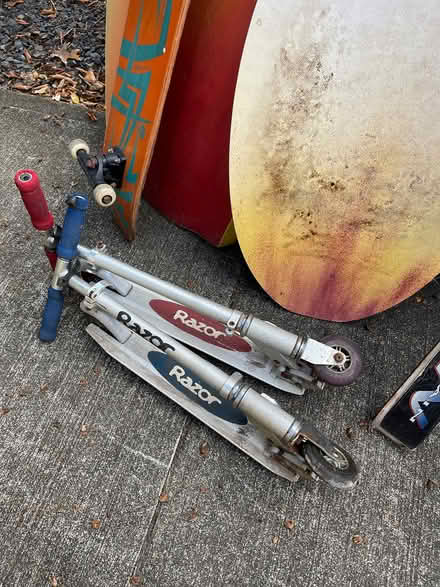 Photo of free Boogie boards, skateboard, razors (Rutgers Village, New Brunswick) #1