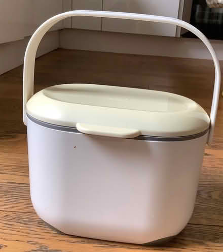 Photo of free Compost caddy (Wallands Park BN7) #1