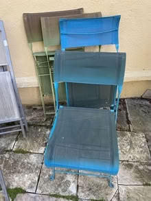 Photo of free Garden chairs blue/green (Nr Fresh Pond & Mt Auburn Cem.) #1