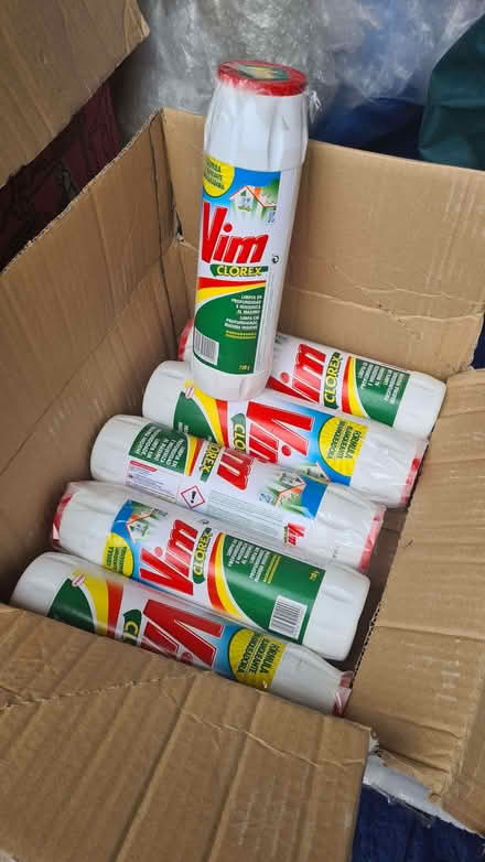 Photo of free Vim bathroom cleaner (Liberton EH16) #1