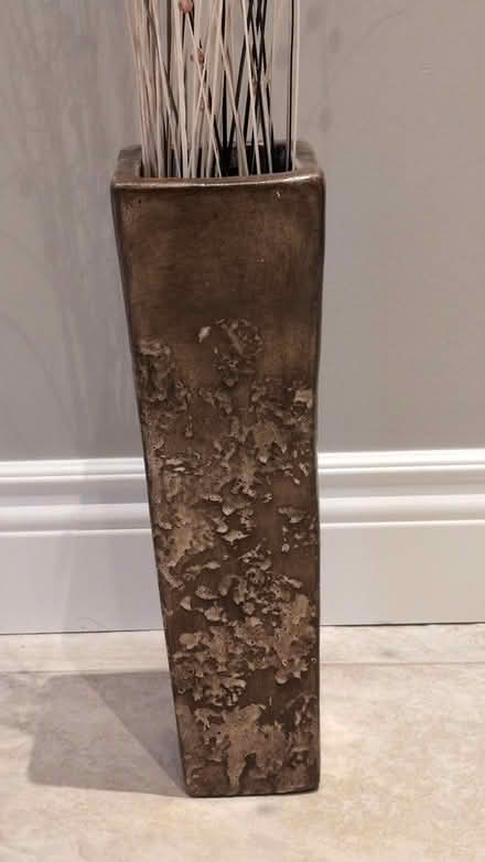 Photo of free Decorative Vase (Trafalgar/River Oaks, Oakville) #2
