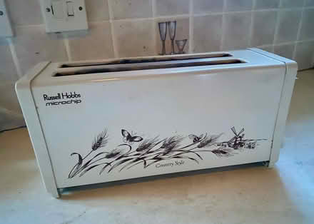 Photo of free Russell Hobbs four slice toaster (Eastbourne BN21) #1