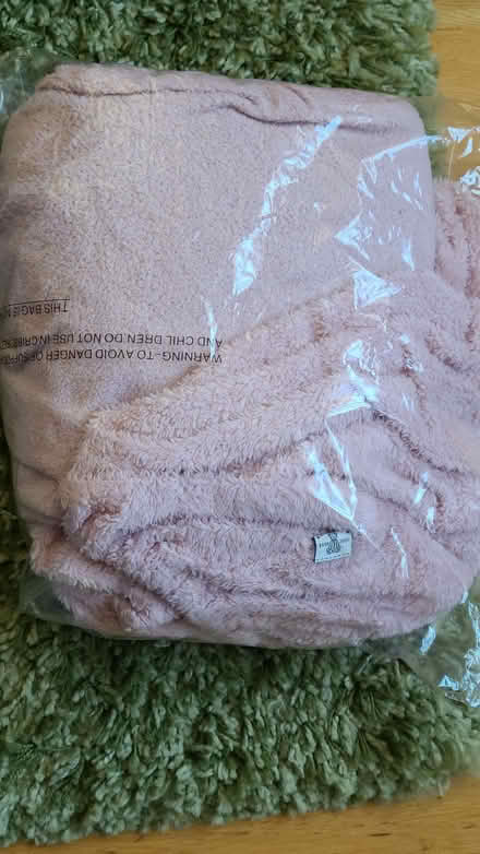 Photo of free Single Teddy fleece sheet (Curbridge OX29) #1