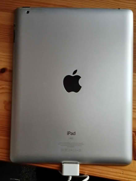 Photo of free iPad gen 2 (Colletts Green WR2) #2