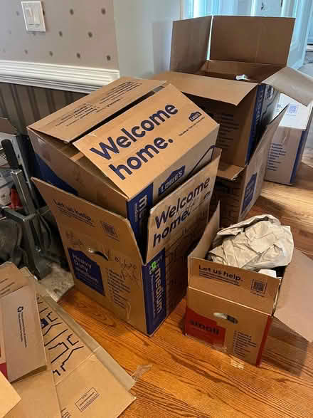 Photo of free moving boxes (Aiken woodside) #1