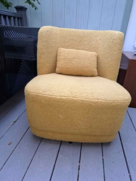 Photo of free Chair (Big Bear City) #2