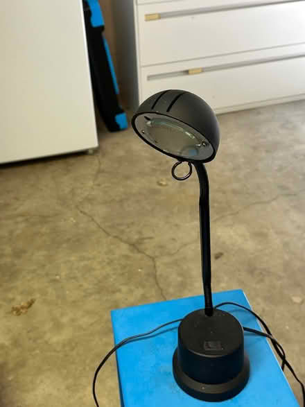 Photo of free small reading lamp (San Rafael) #1