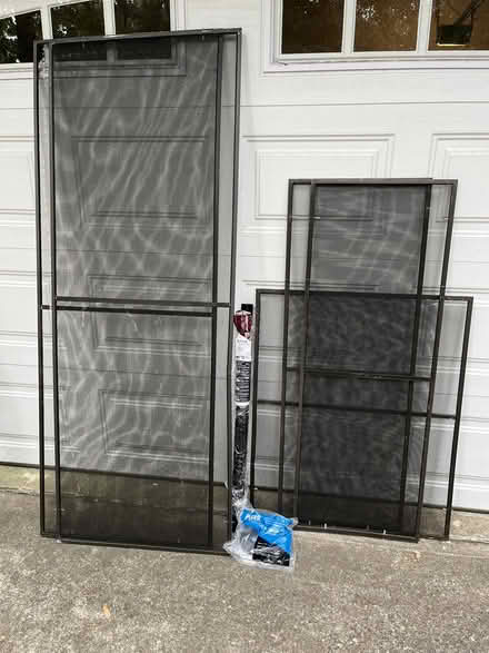 Photo of free 5 screens+20' screening+100' spline (On north side of Angier) #1
