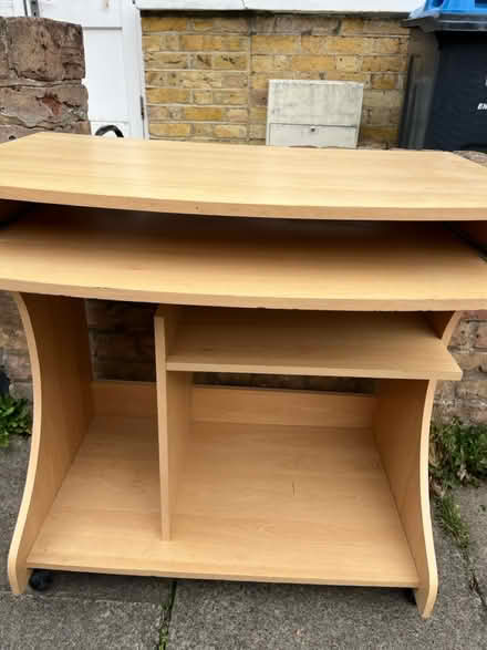 Photo of free Desk (Enfield EN2) #1