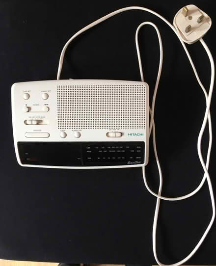Photo of free Electric -White Radio Alarm Clock (Liverpool L6) #1