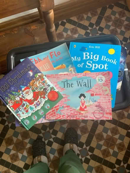Photo of free Children’s books (M32) #1