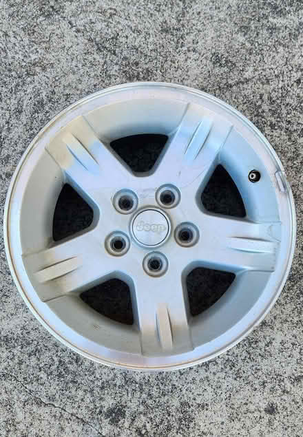 Photo of free Jeep Wheel - 15 x 8 (Ashland) #1