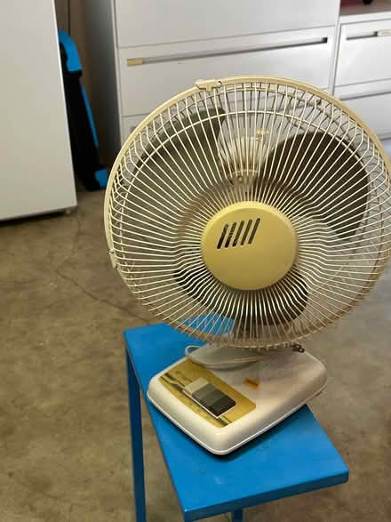 Photo of free table fan (San Rafael) #1