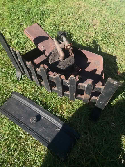 Photo of free Gas fire base and front (Broadstairs CT10) #2