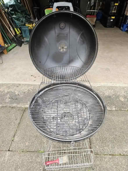 Photo of free 57cm Kettle Barbecue (Newton Mearns G77) #3