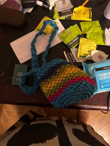 Photo of free Purse (07039) #1