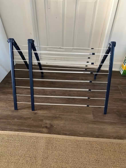 Photo of free Extendable over bath airer (Elsecar S74) #1
