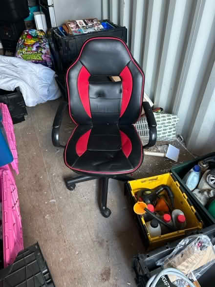 Photo of free Office chair (ST5 .. Silverdale ..) #1