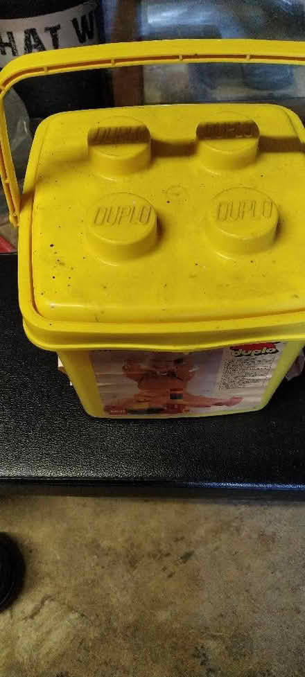 Photo of free Duplo bucket, empty (Kennington OX1) #1