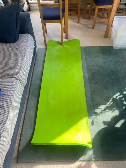 Photo of free Yoga mat (Teddington TW11) #2