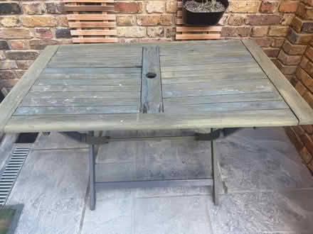 Photo of free Outdoor table & 6 chairs (islington N1) #1
