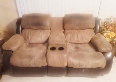 Photo of free Living Room Furniture (Willingboro NJ) #4