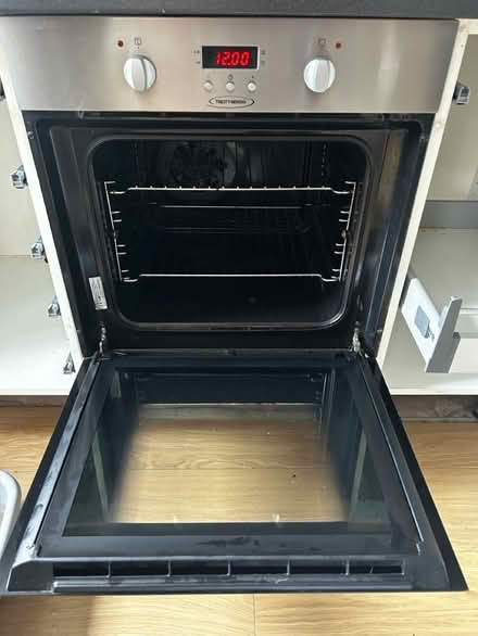Photo of free Tricity Bendex electric Oven (SE1) #3