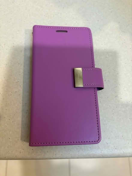 Photo of free iPHONE 16e STURDY CASE (Canberra/Queanbeyan) #3