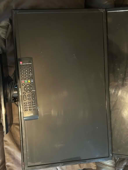 Photo of free Tv/dvd (Huddersfield HD8) #2