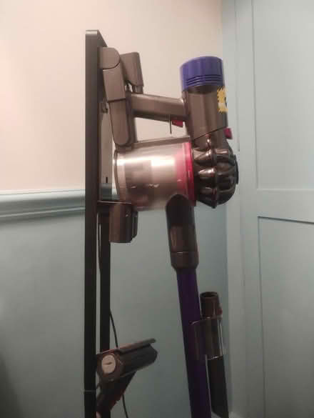 Photo of free Charger for Dyson animal v7 hoover (Sydenham SE26) #3