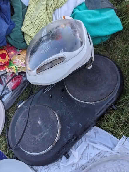 Photo of free Curb alert: Edger, pans, heater etc (8028 Creek Bend Dr, Ypsilanti) #4